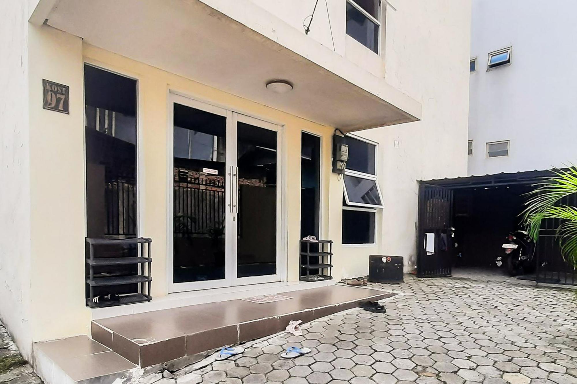 Reddoorz Syariah Near Transmart Mall Palembang Extérieur photo